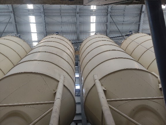 安徽某鋼鐵廠應(yīng)用利馬克物位計(jì)的案例(圖1) 安徽某鋼鐵廠應(yīng)用利馬克物位計(jì)的案例(圖1)