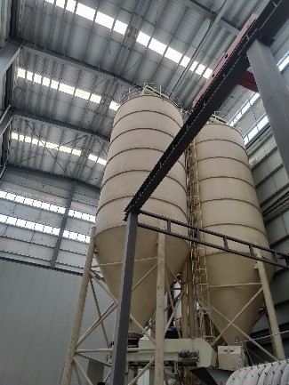 安徽某鋼鐵廠應(yīng)用利馬克物位計(jì)的案例(圖2) 安徽某鋼鐵廠應(yīng)用利馬克物位計(jì)的案例(圖2)